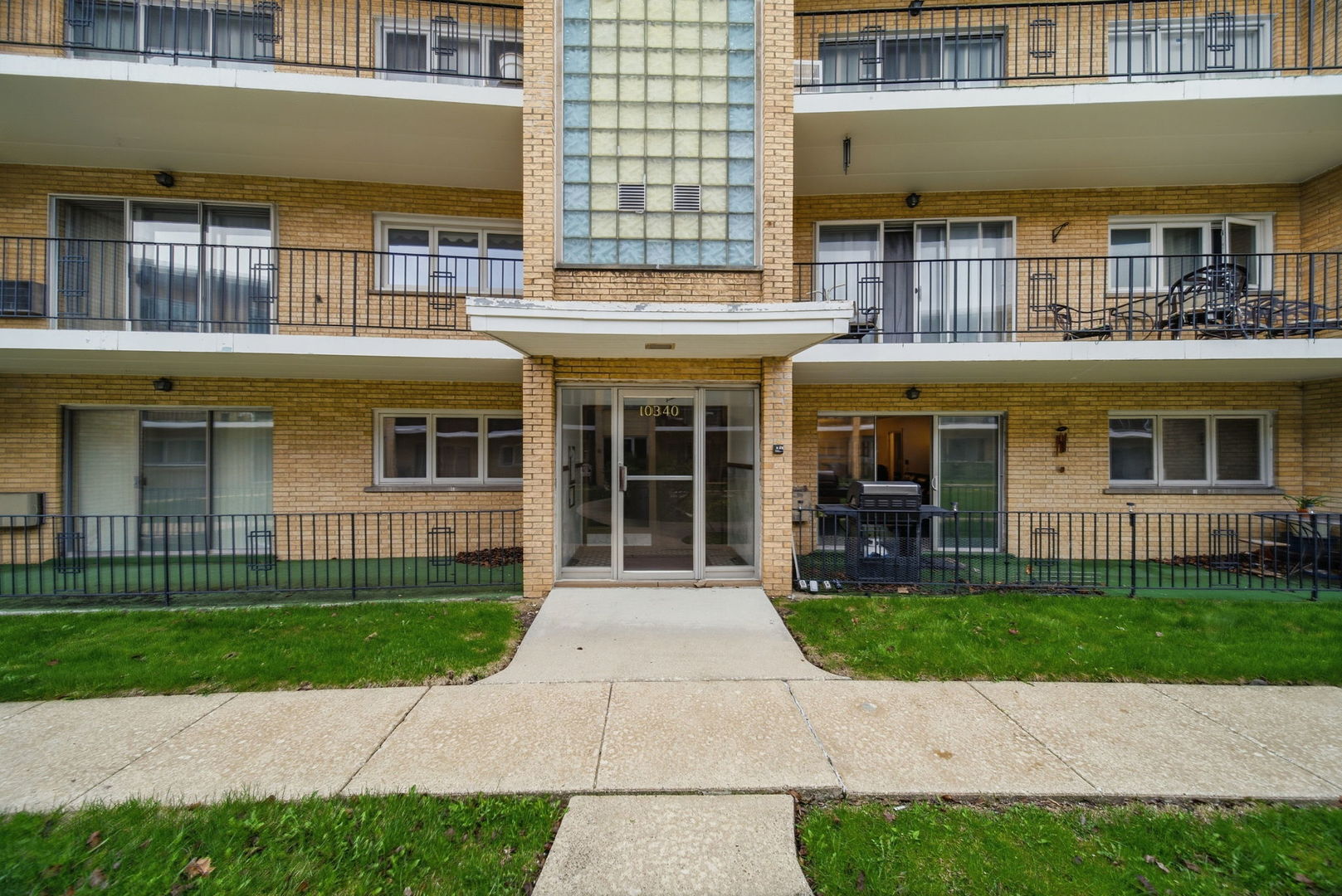 10340 S Pulaski Road #103, Oak Lawn, IL 60453