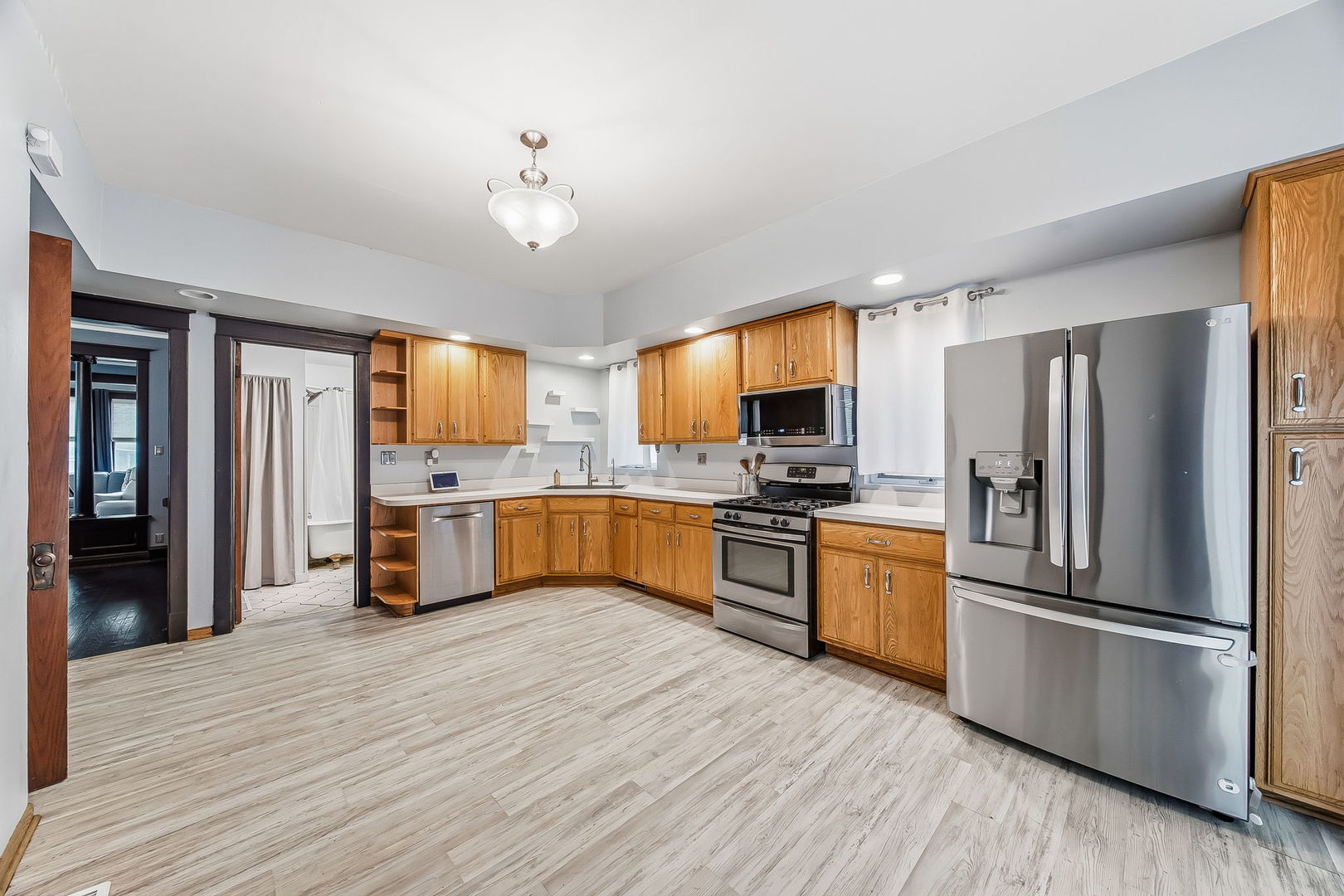 12633 Maple Avenue, Blue Island, IL 60406