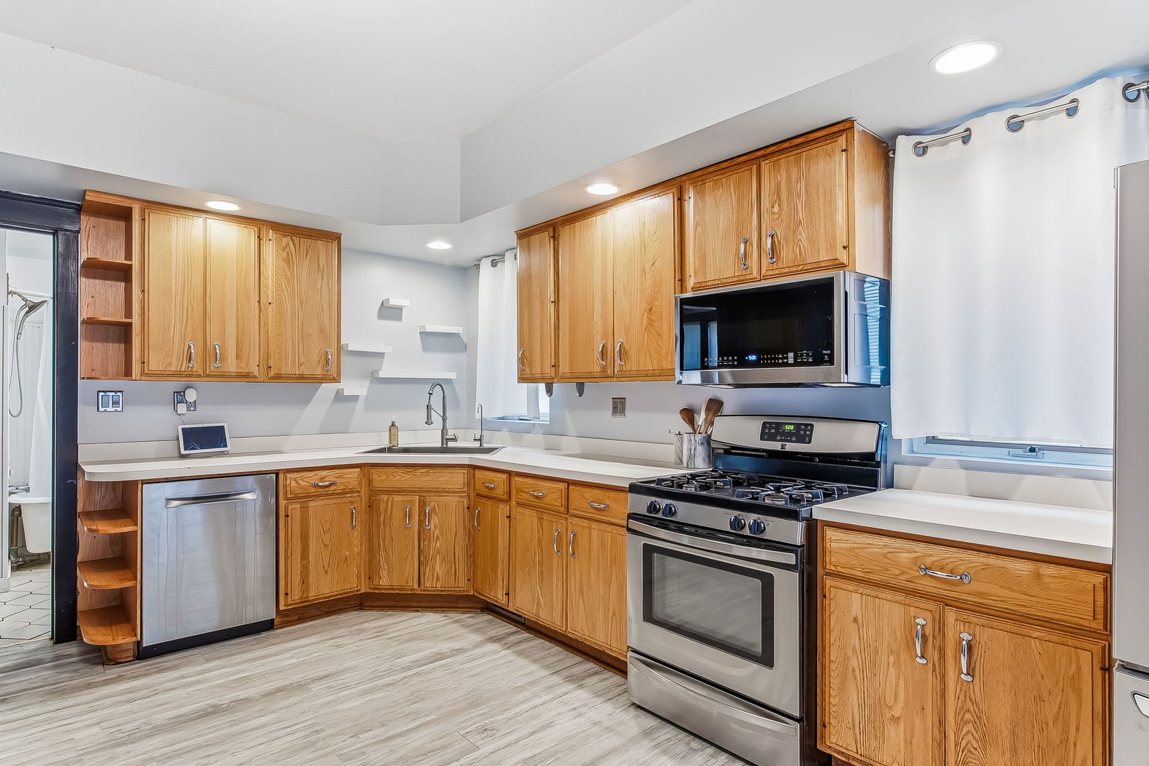 12633 Maple Avenue, Blue Island, IL 60406