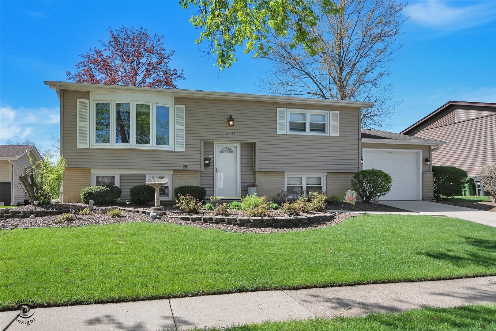 5641 Dover Road, Oak Forest, IL 60452