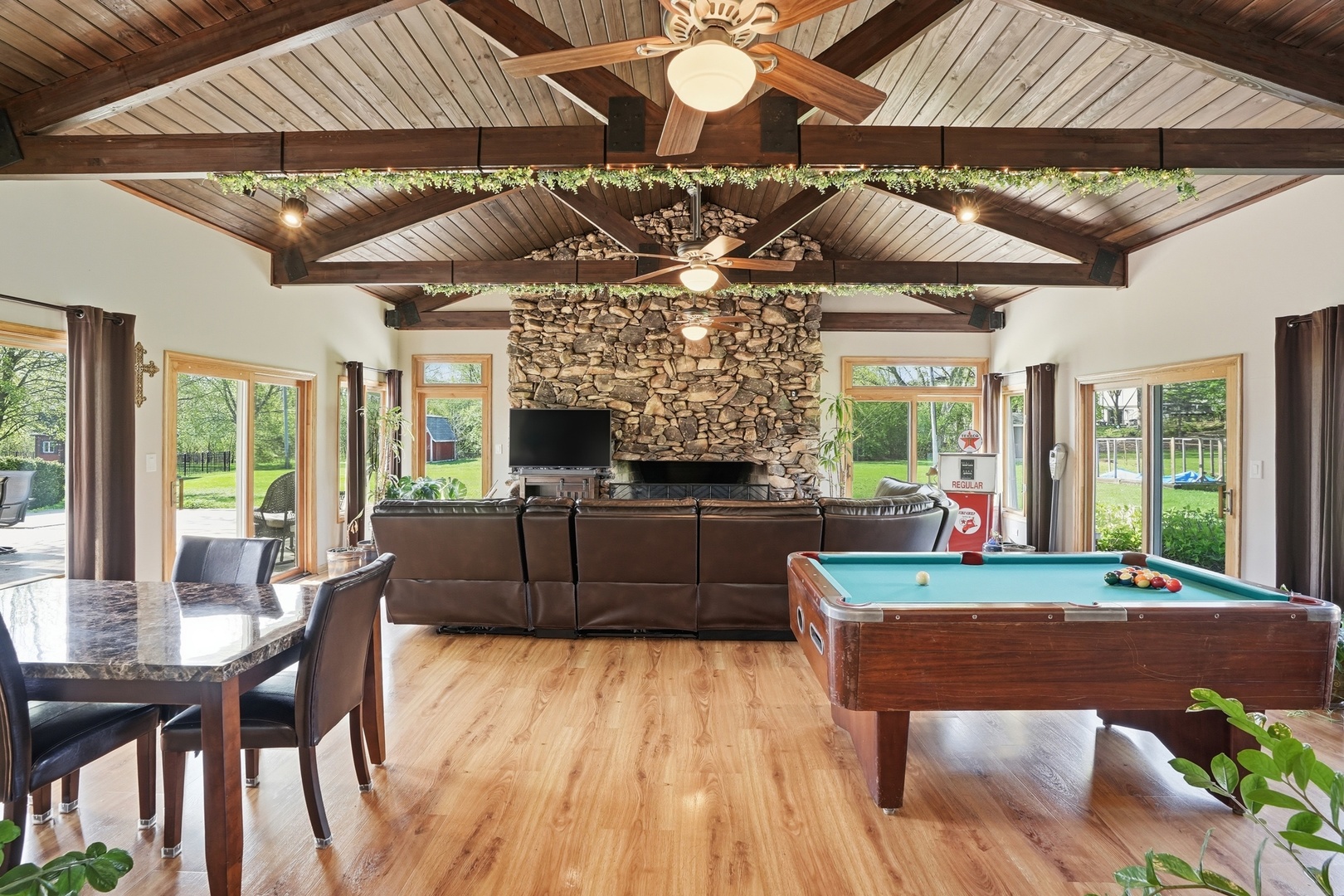 13 Wild Cherry Lane, Palos Park, IL 60464