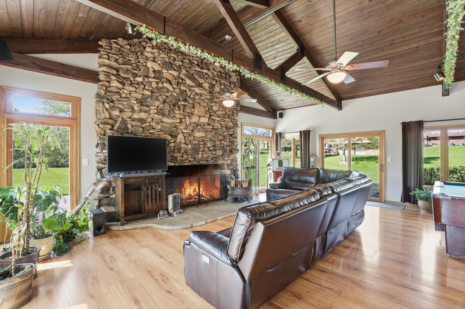 13 Wild Cherry Lane, Palos Park, IL 60464