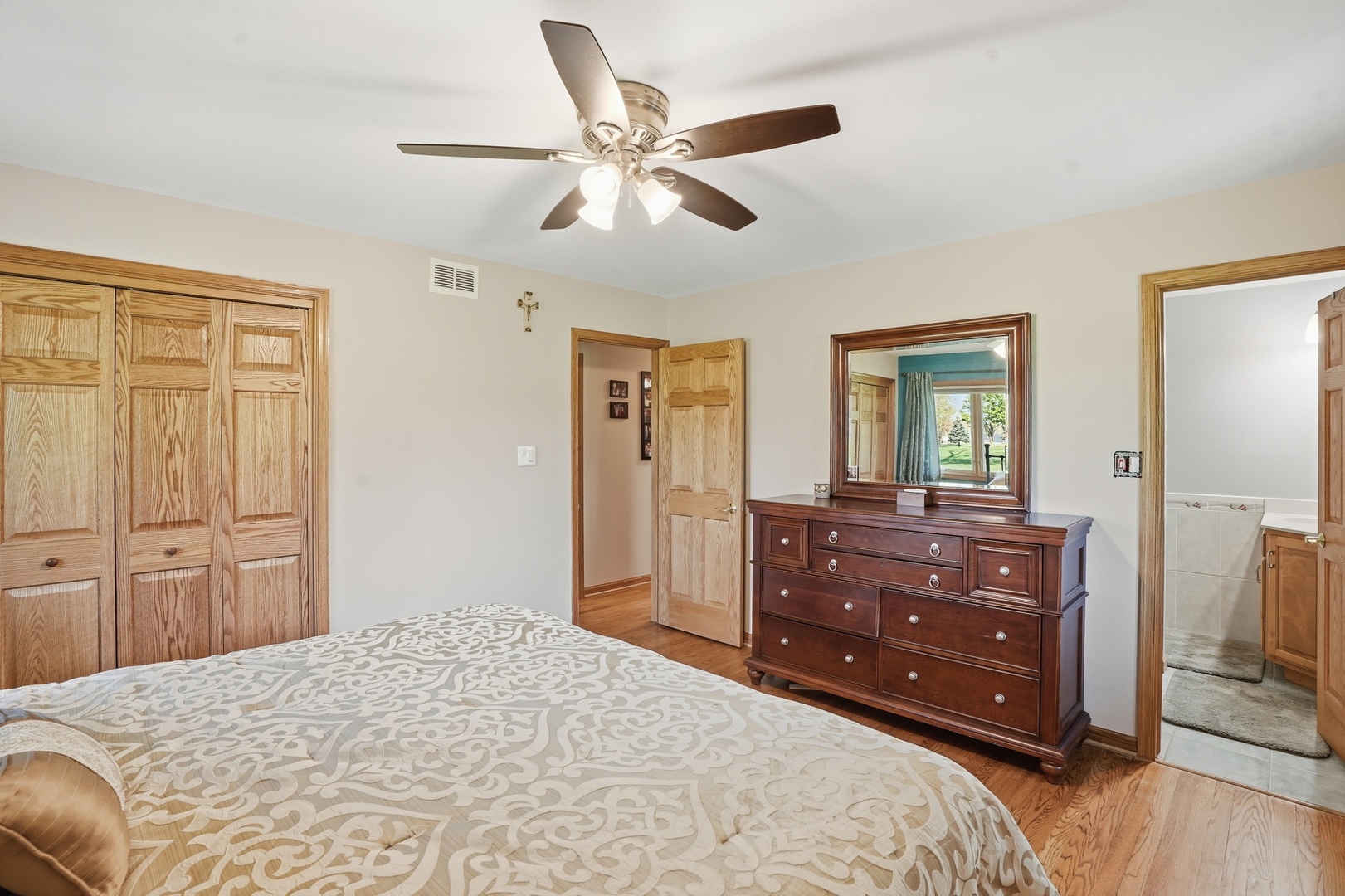 13 Wild Cherry Lane, Palos Park, IL 60464