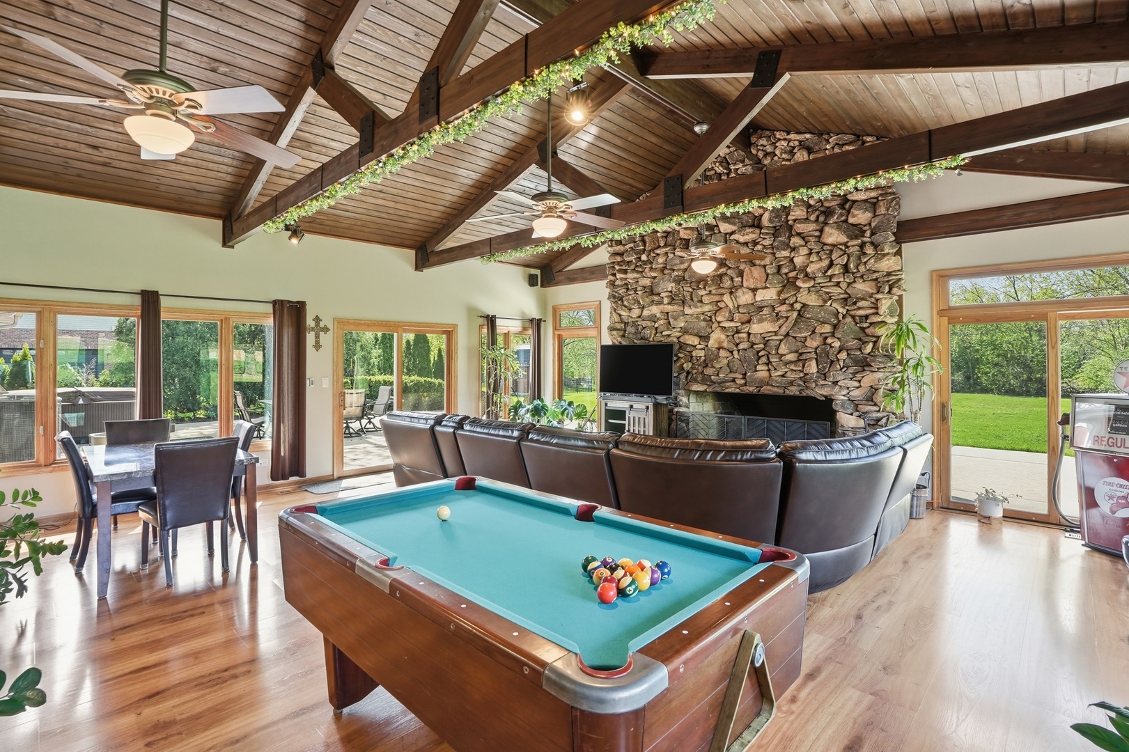 13 Wild Cherry Lane, Palos Park, IL 60464