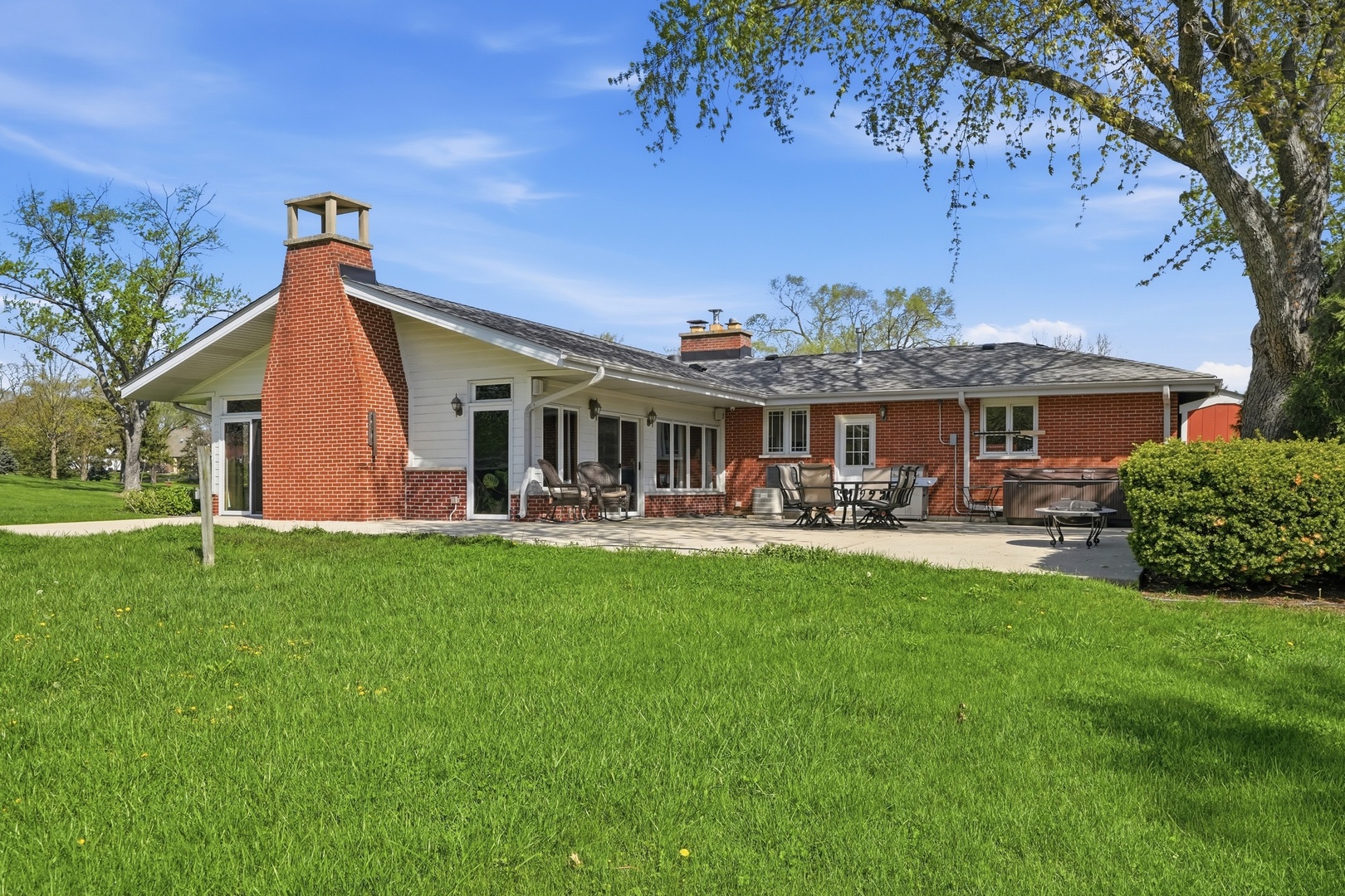 13 Wild Cherry Lane, Palos Park, IL 60464