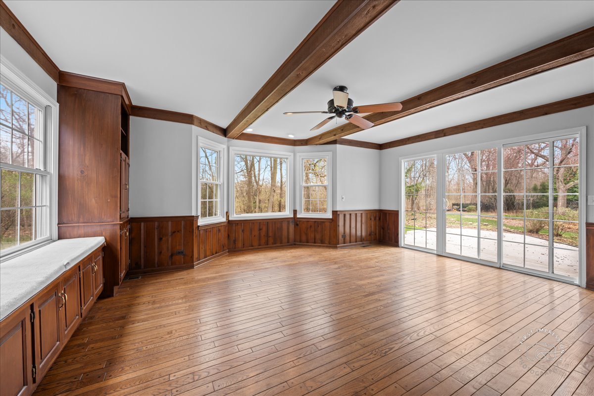 Naperville, IL 60563