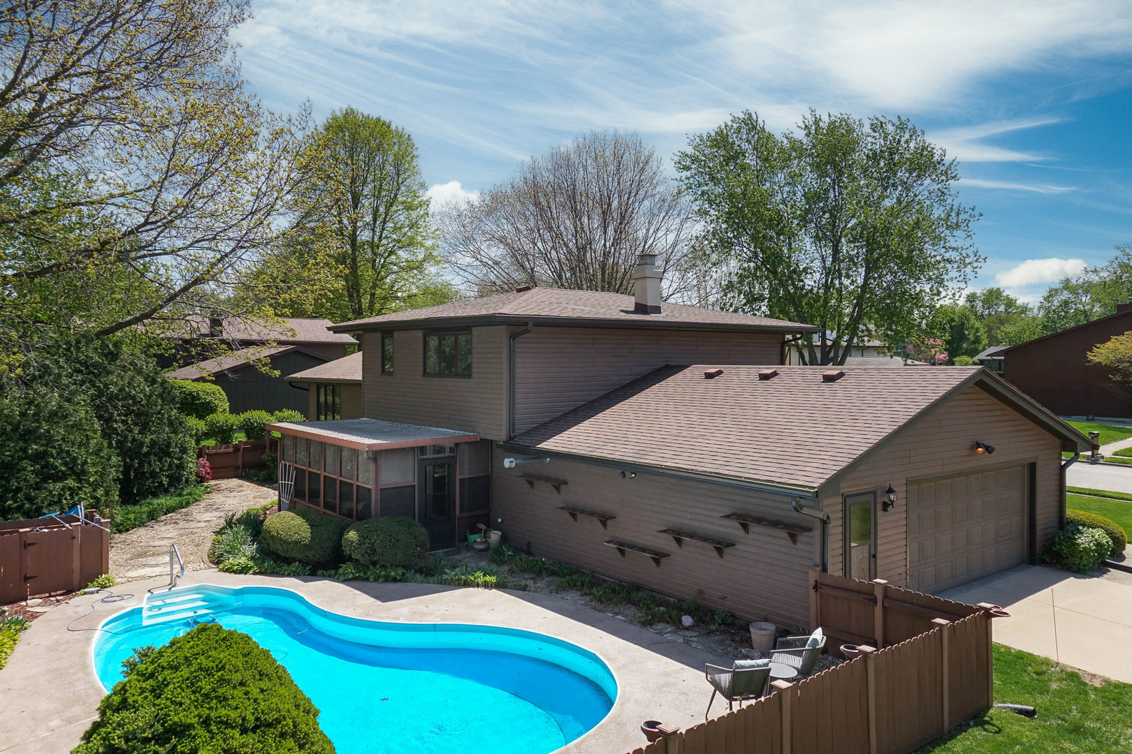 Bloomington, IL 61704