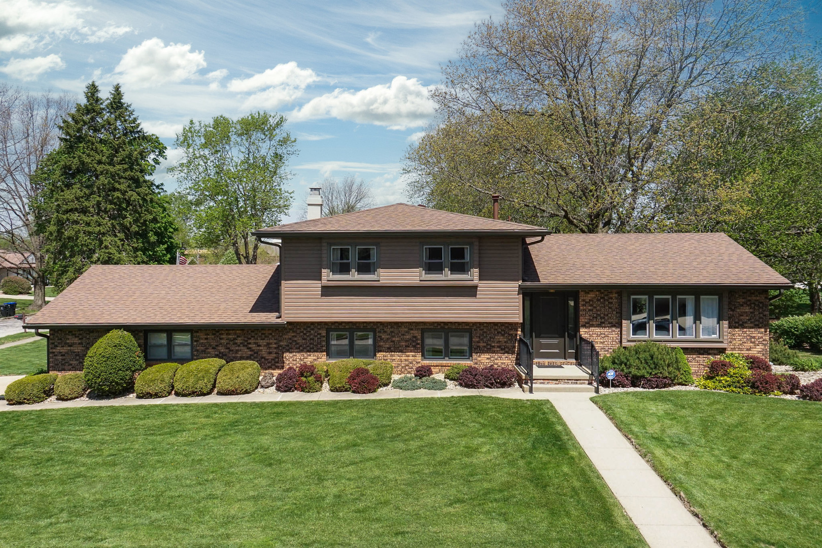 Bloomington, IL 61704