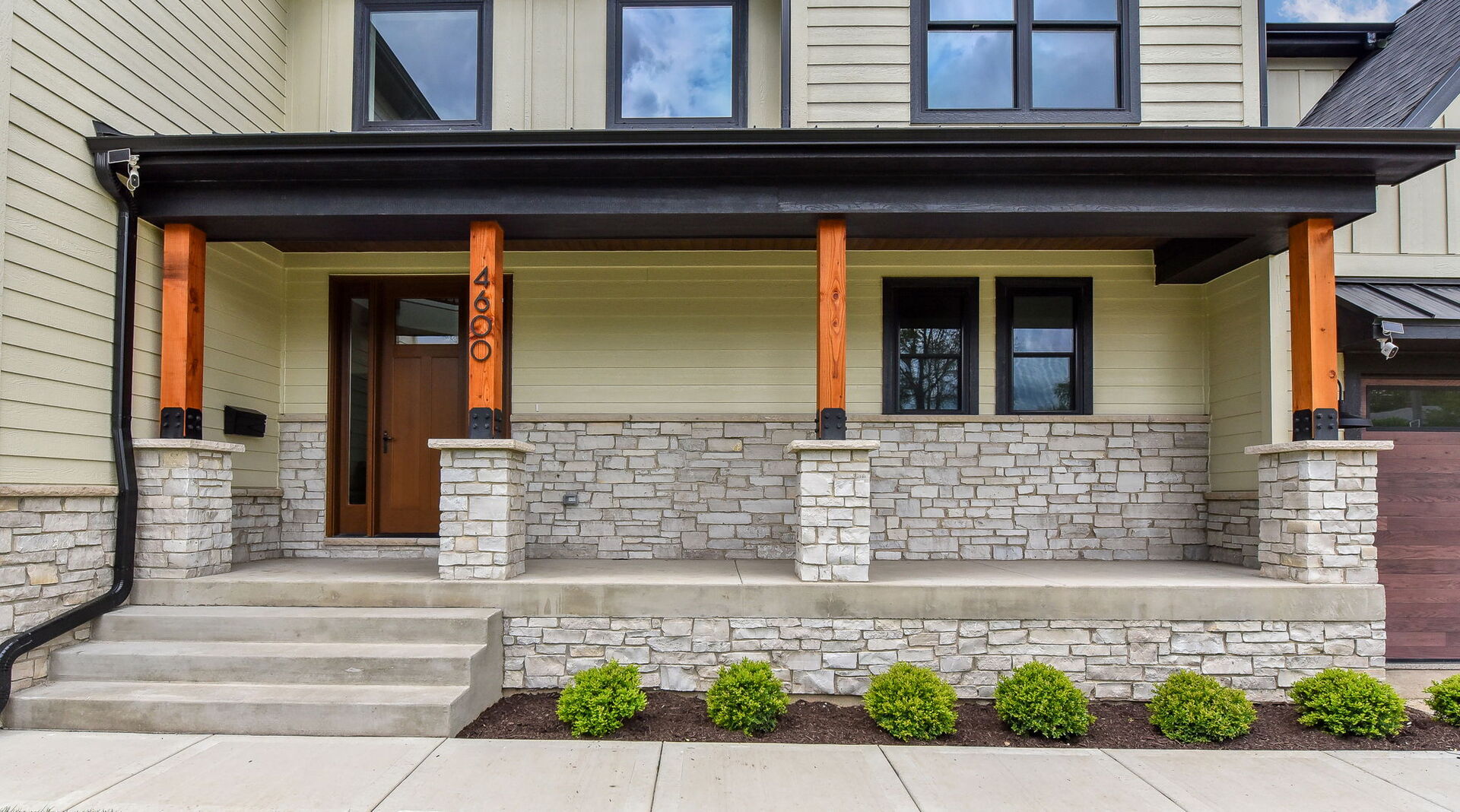 4600 Sterling Road, Downers Grove, IL 60515