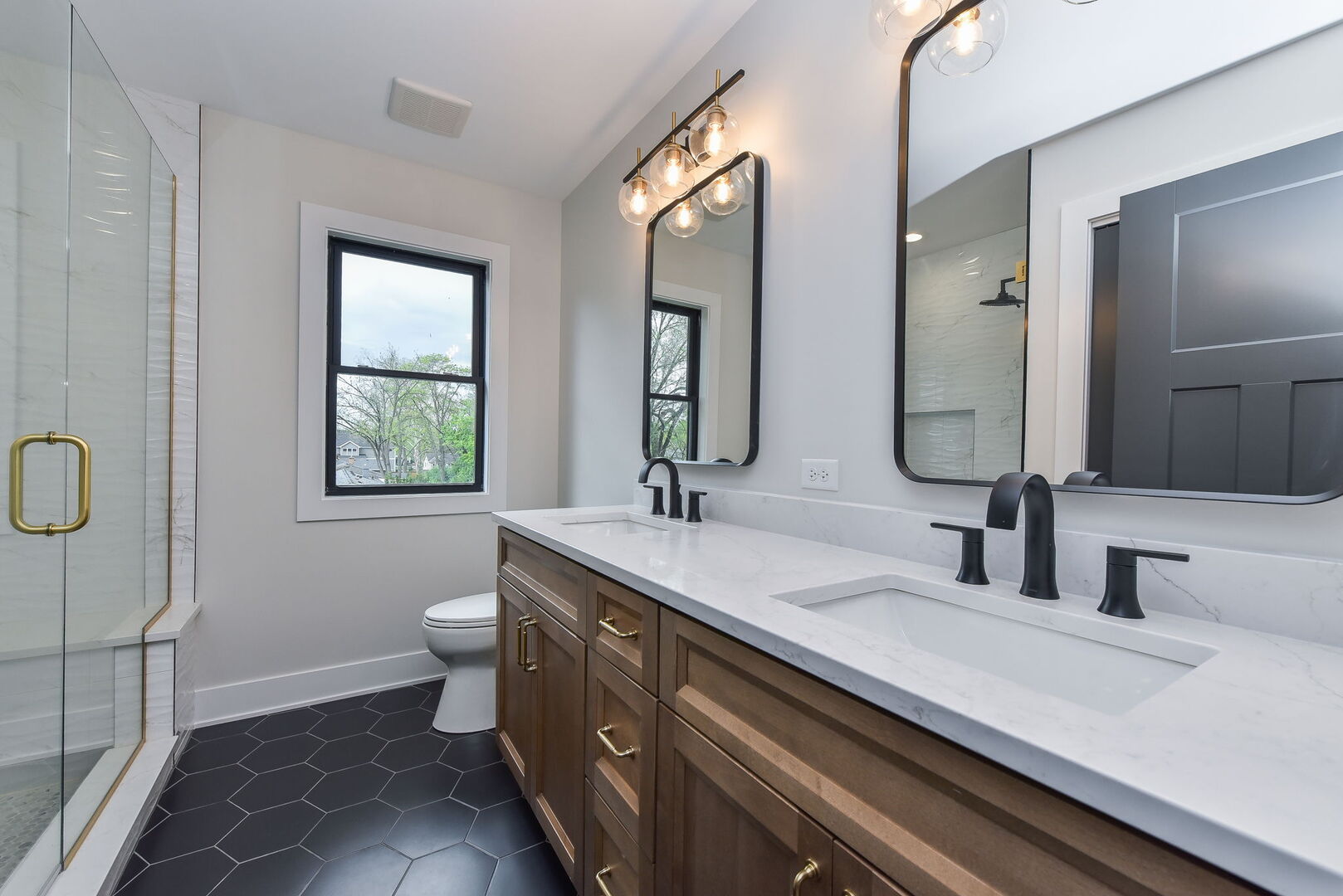 4600 Sterling Road, Downers Grove, IL 60515