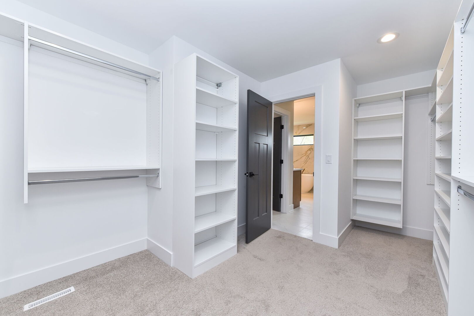 4600 Sterling Road, Downers Grove, IL 60515