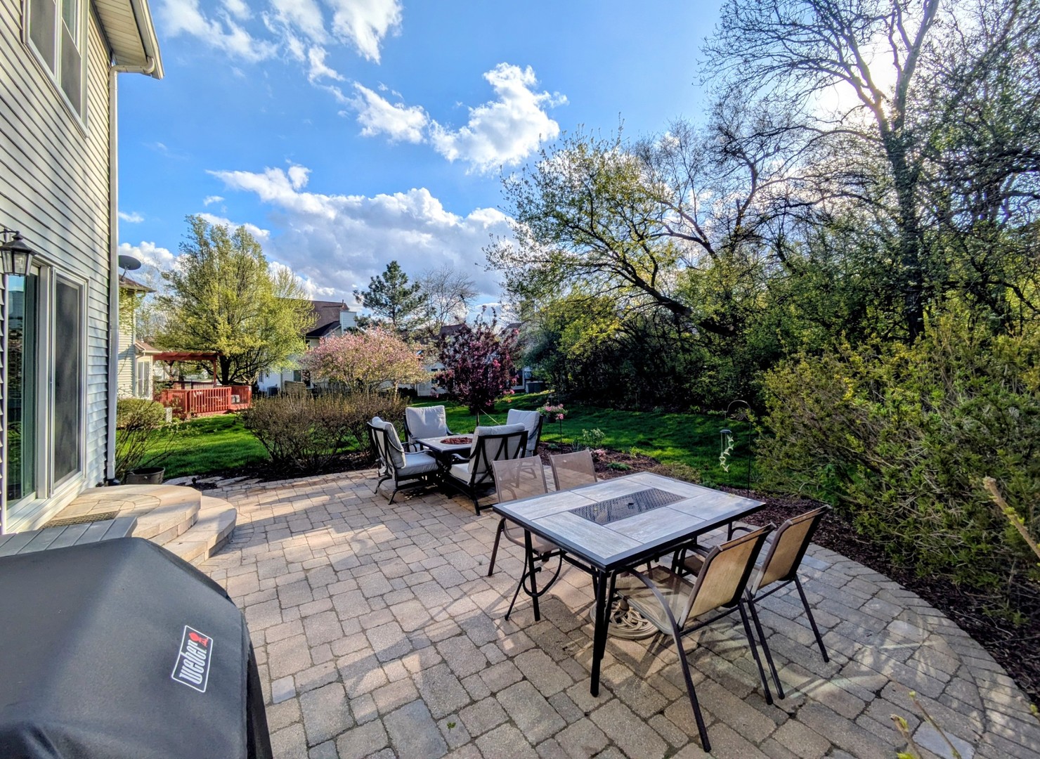 905 Thornwood Court, St. Charles, IL 60174