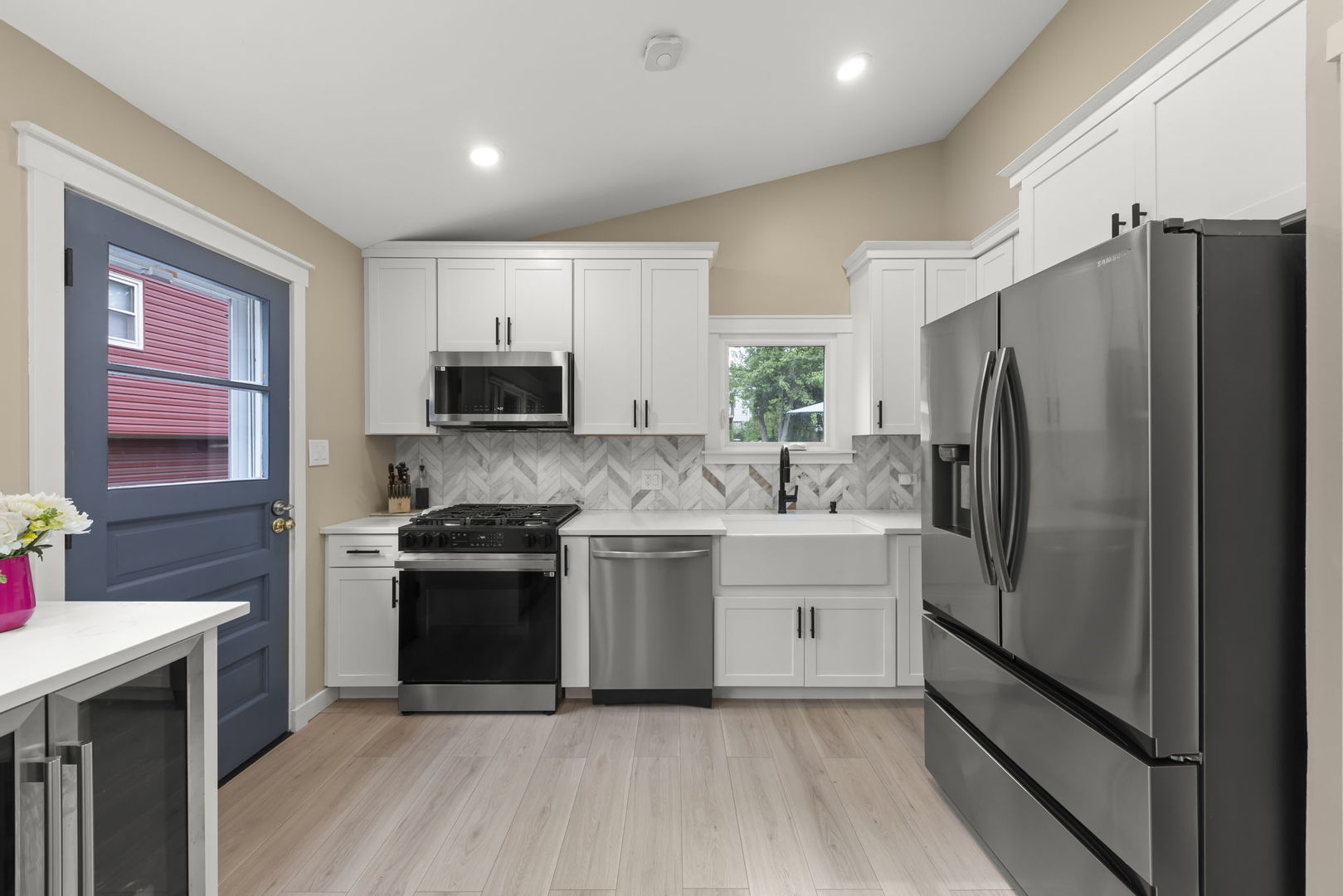 5244 Benton Avenue, Downers Grove, IL 60515