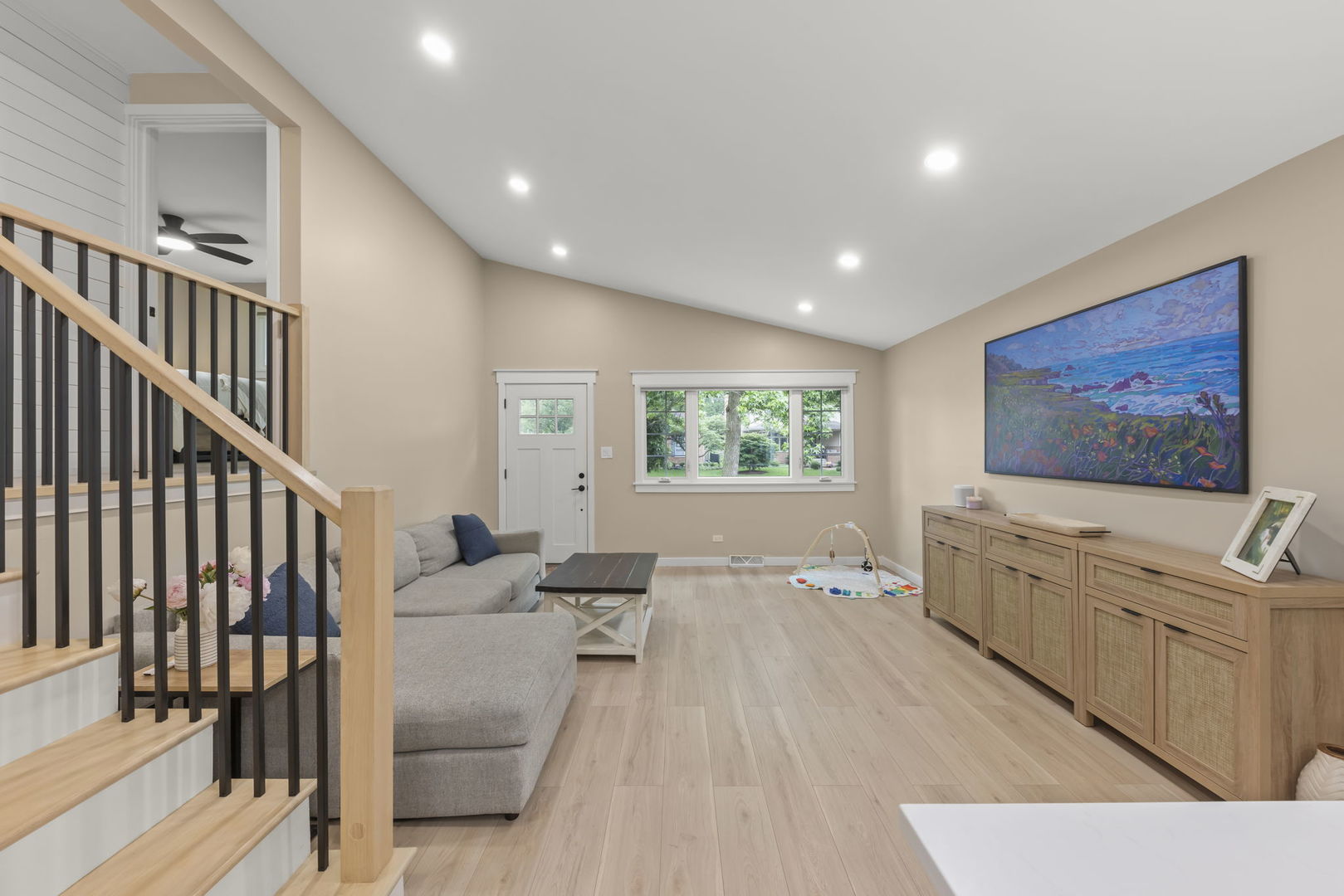 5244 Benton Avenue, Downers Grove, IL 60515