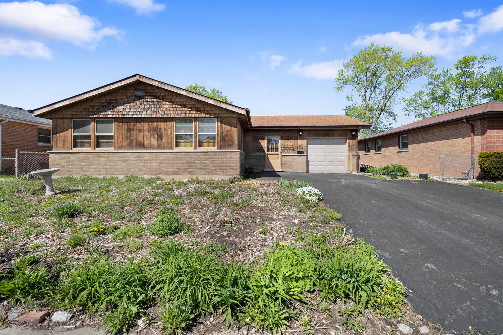 16440 Craig Drive, Oak Forest, IL 60452