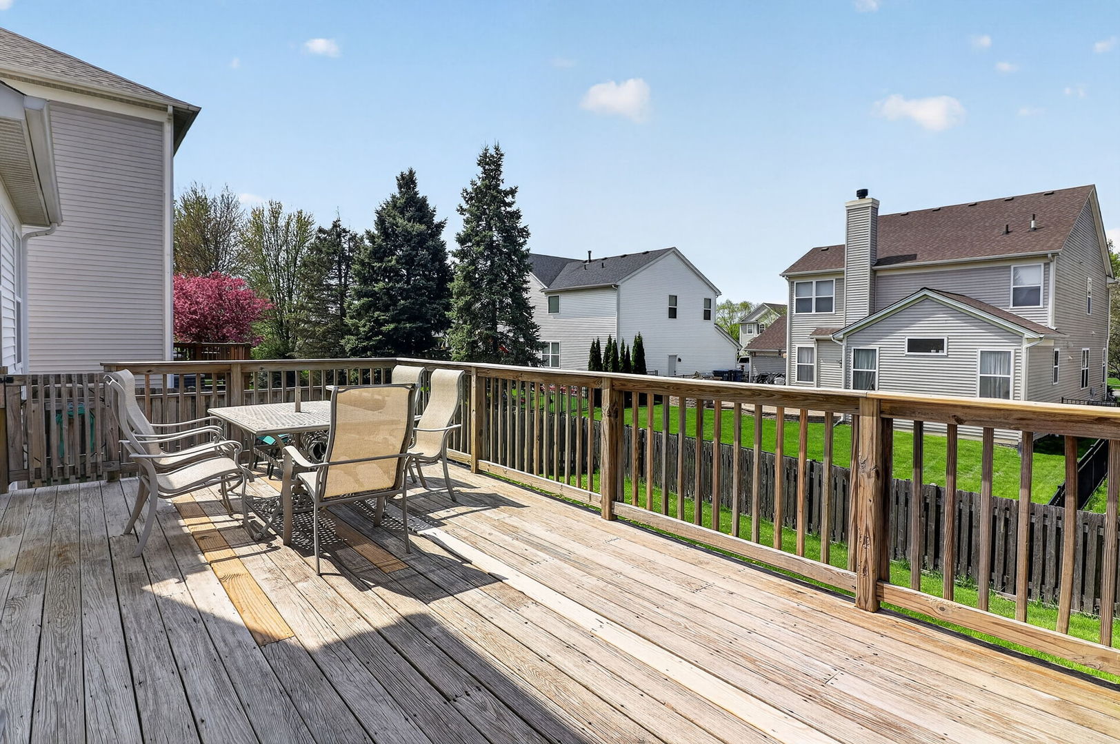 259 Pleasant Plains Drive, St. Charles, IL 60175