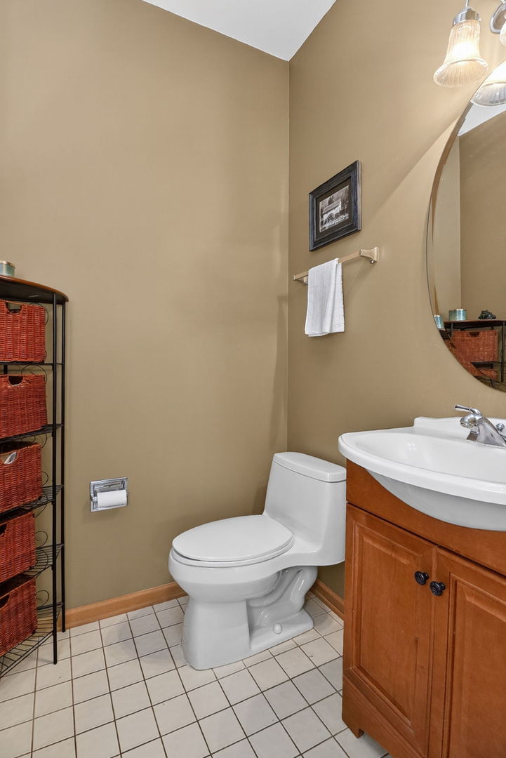 259 Pleasant Plains Drive, St. Charles, IL 60175