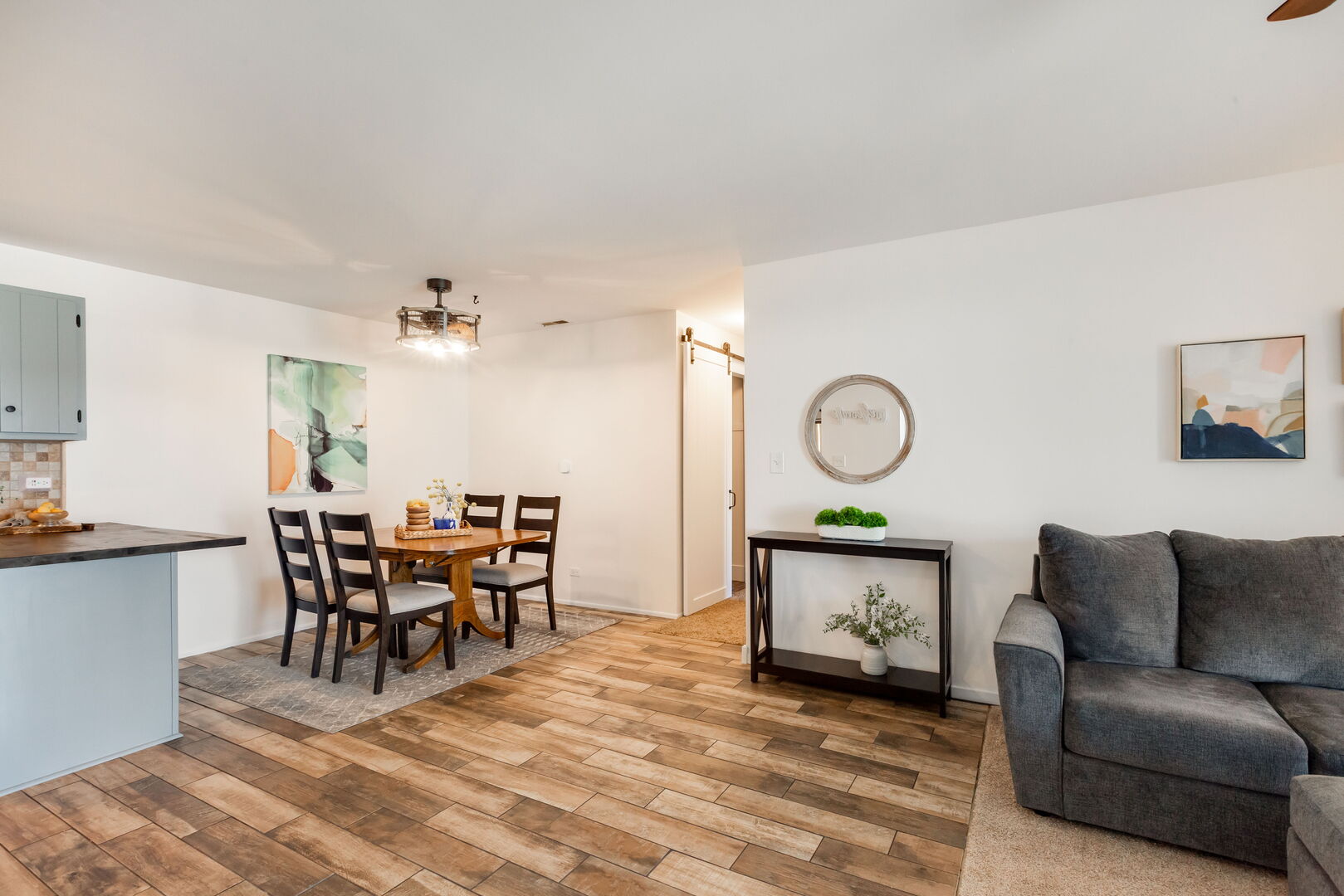 Crystal Lake, IL 60014