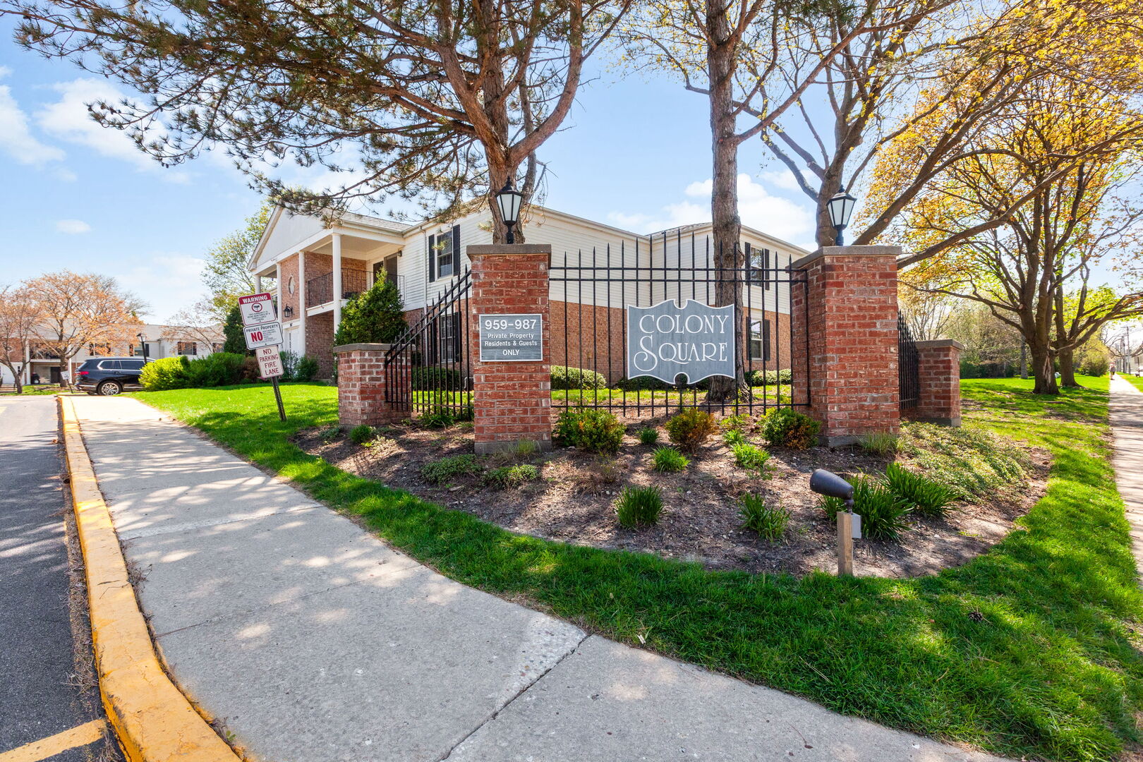 Crystal Lake, IL 60014