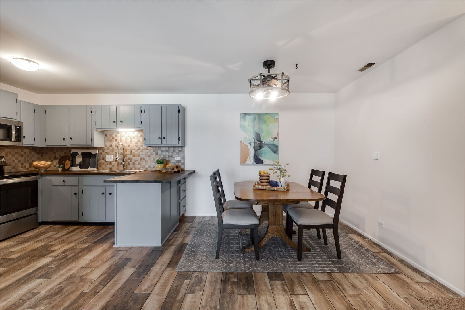 Crystal Lake, IL 60014