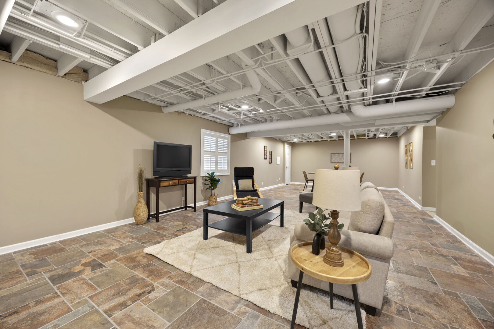 1N165 Mission Court, Winfield, IL 60190