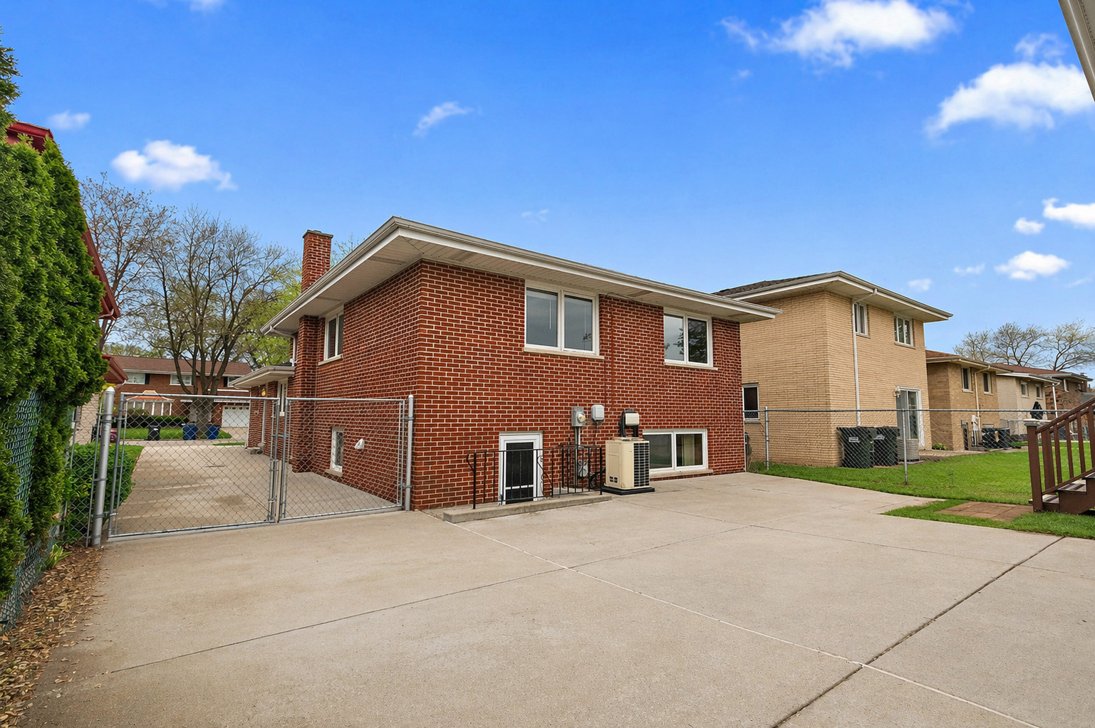 Evergreen Park, IL 60805