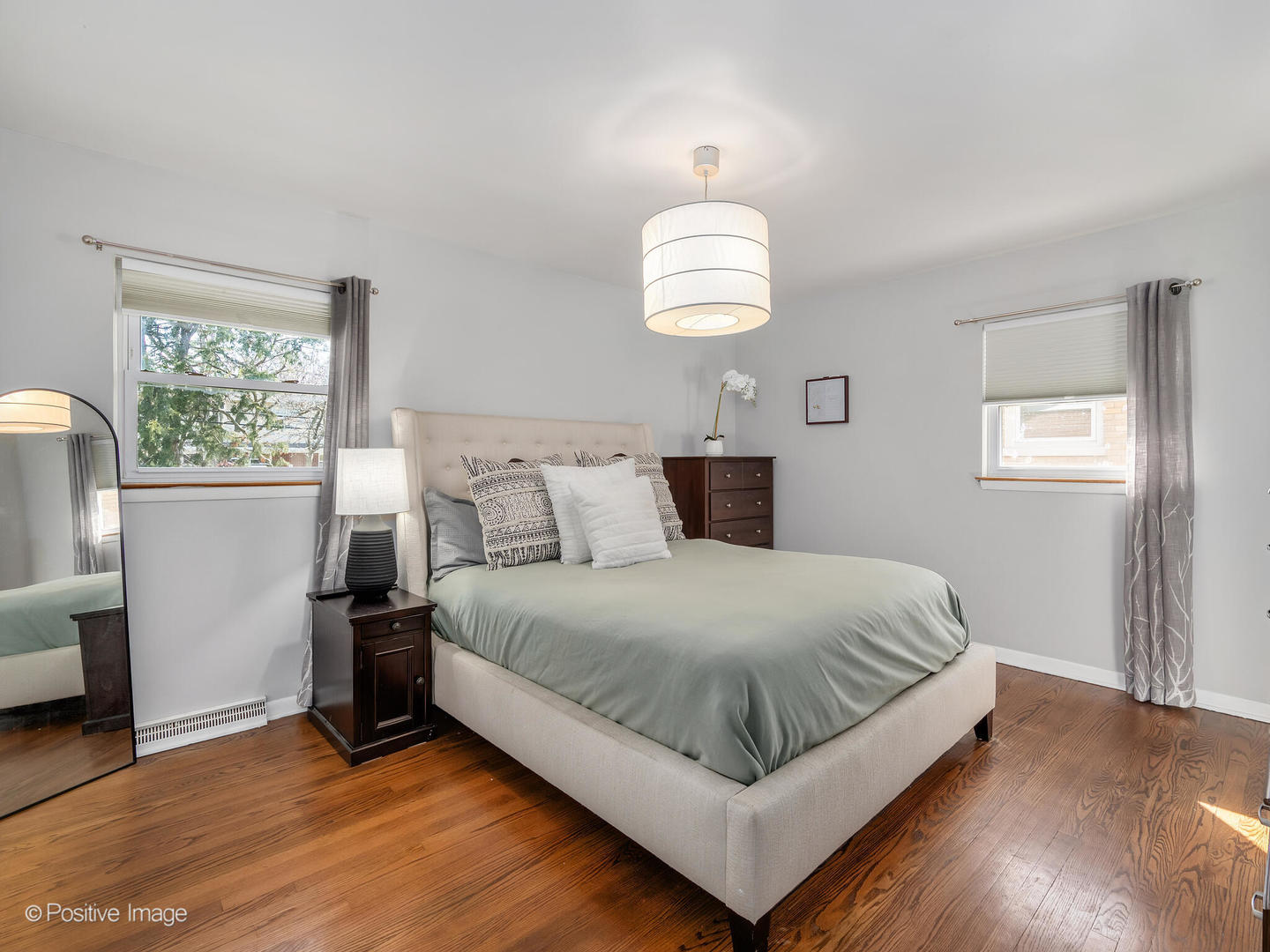 392 E Saint Charles Road, Elmhurst, IL 60126