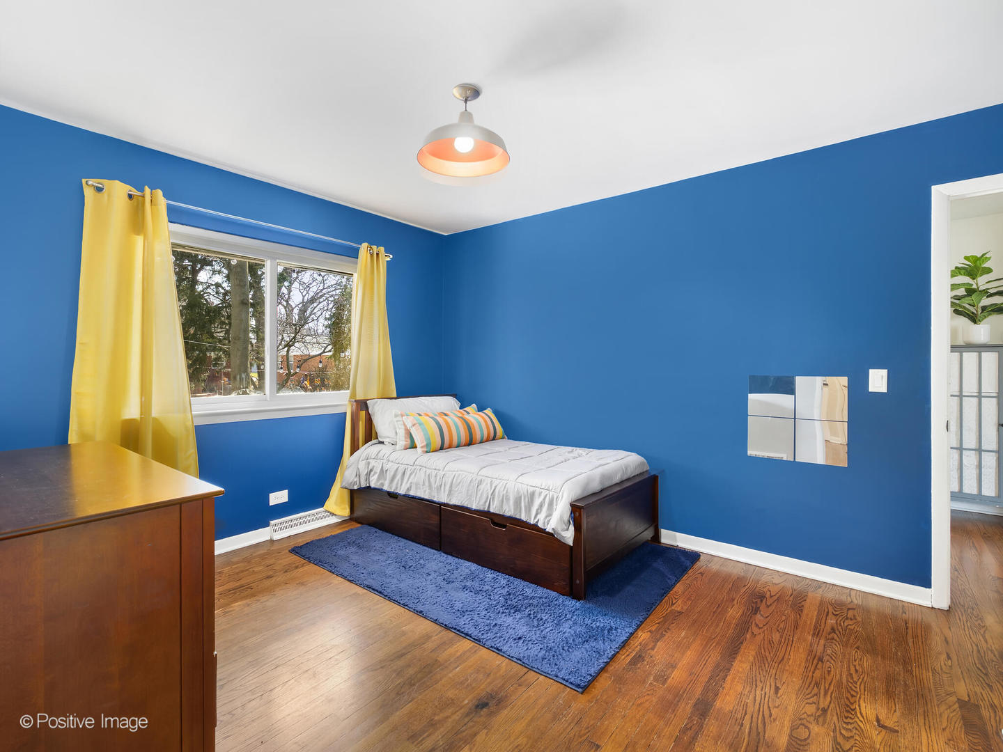 392 E Saint Charles Road, Elmhurst, IL 60126