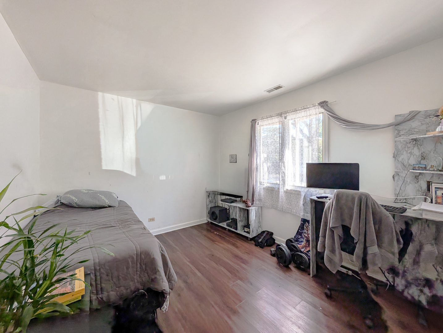 2029 19th Avenue, Melrose Park, IL 60160