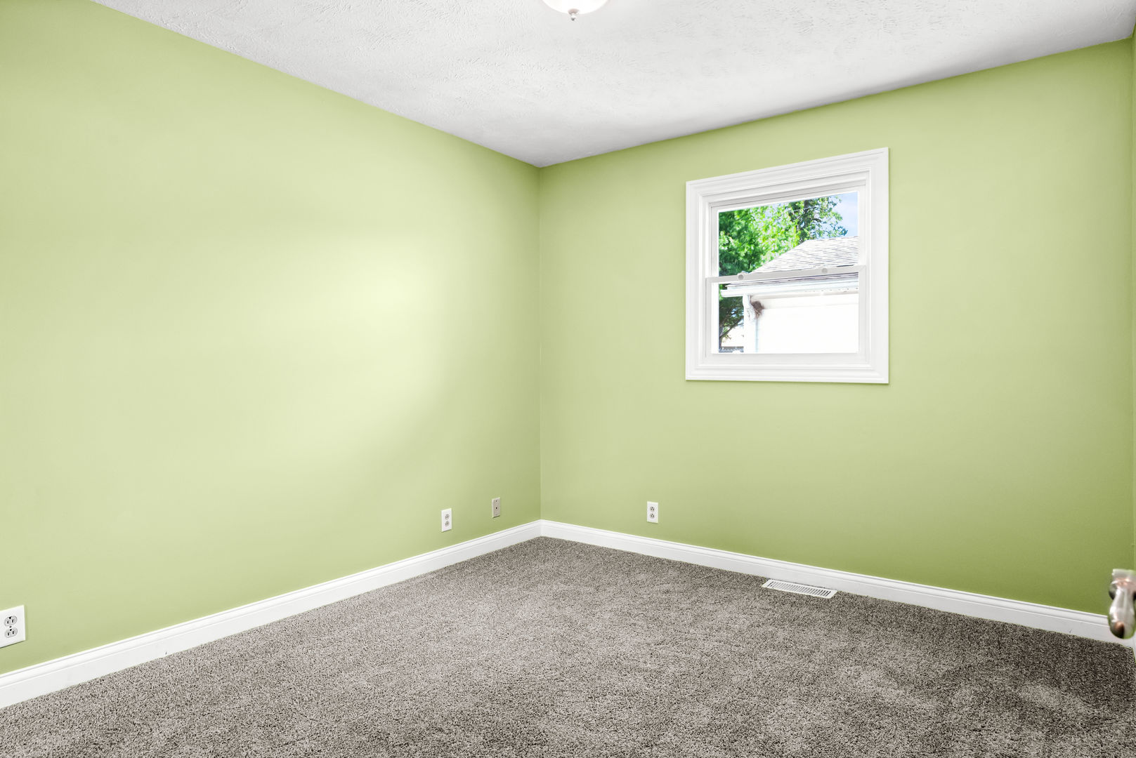 501 E Cherry Street, Leroy, IL 61752