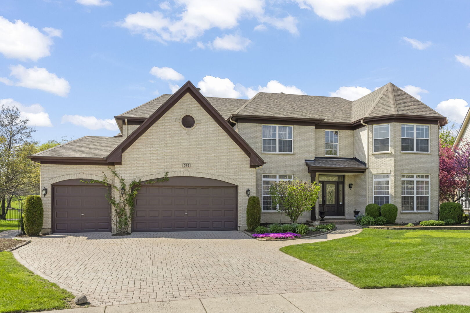 318 Erie Circle, Bloomingdale, IL 60108