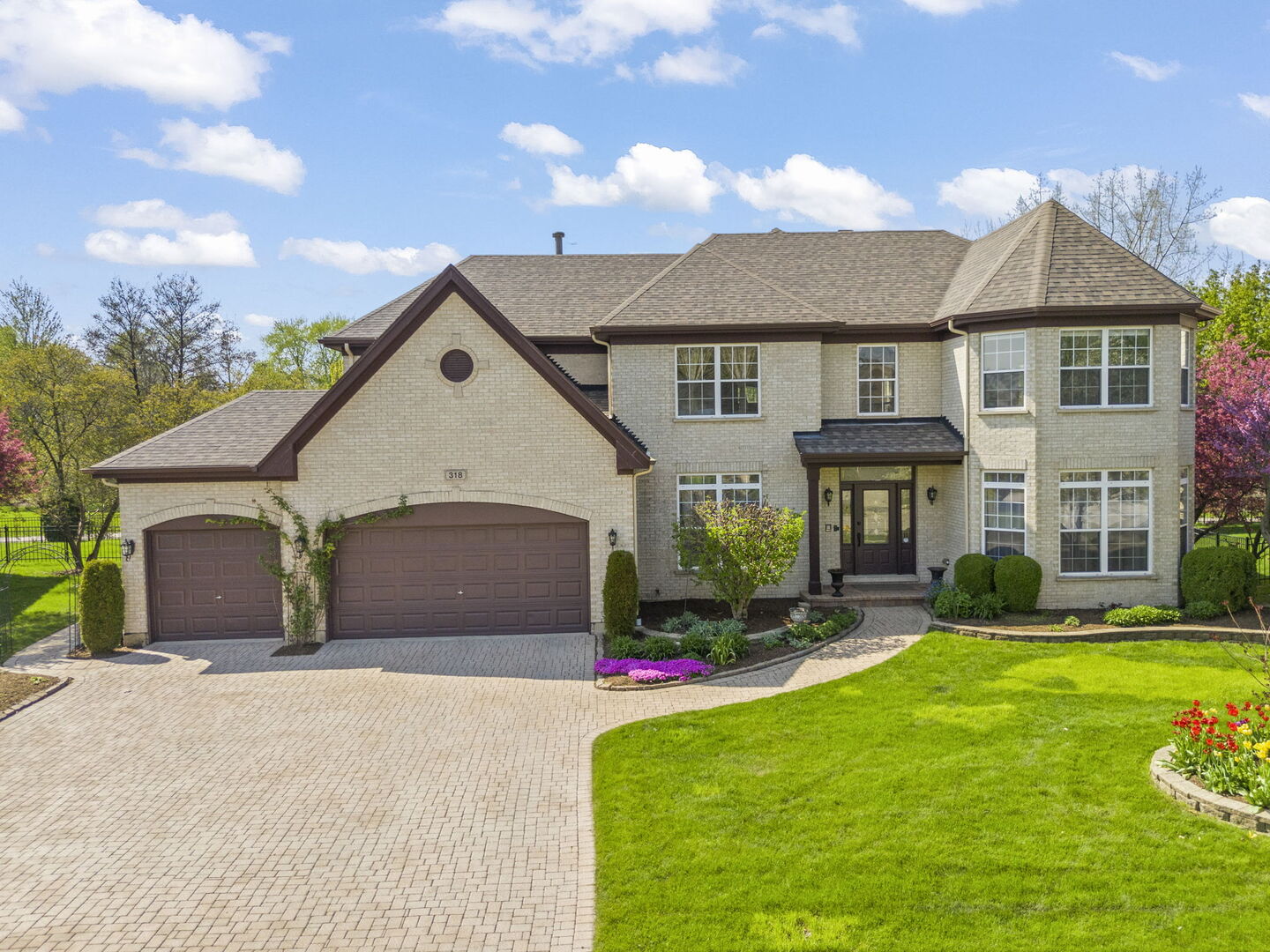 318 Erie Circle, Bloomingdale, IL 60108