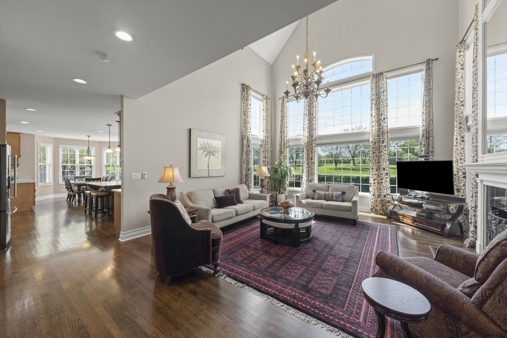 318 Erie Circle, Bloomingdale, IL 60108