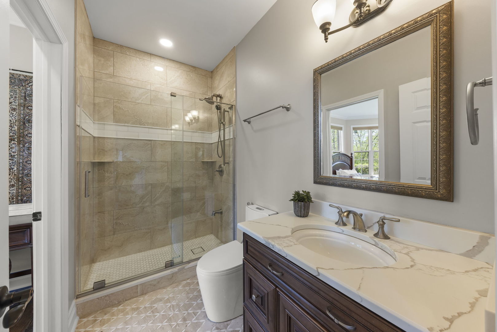 318 Erie Circle, Bloomingdale, IL 60108