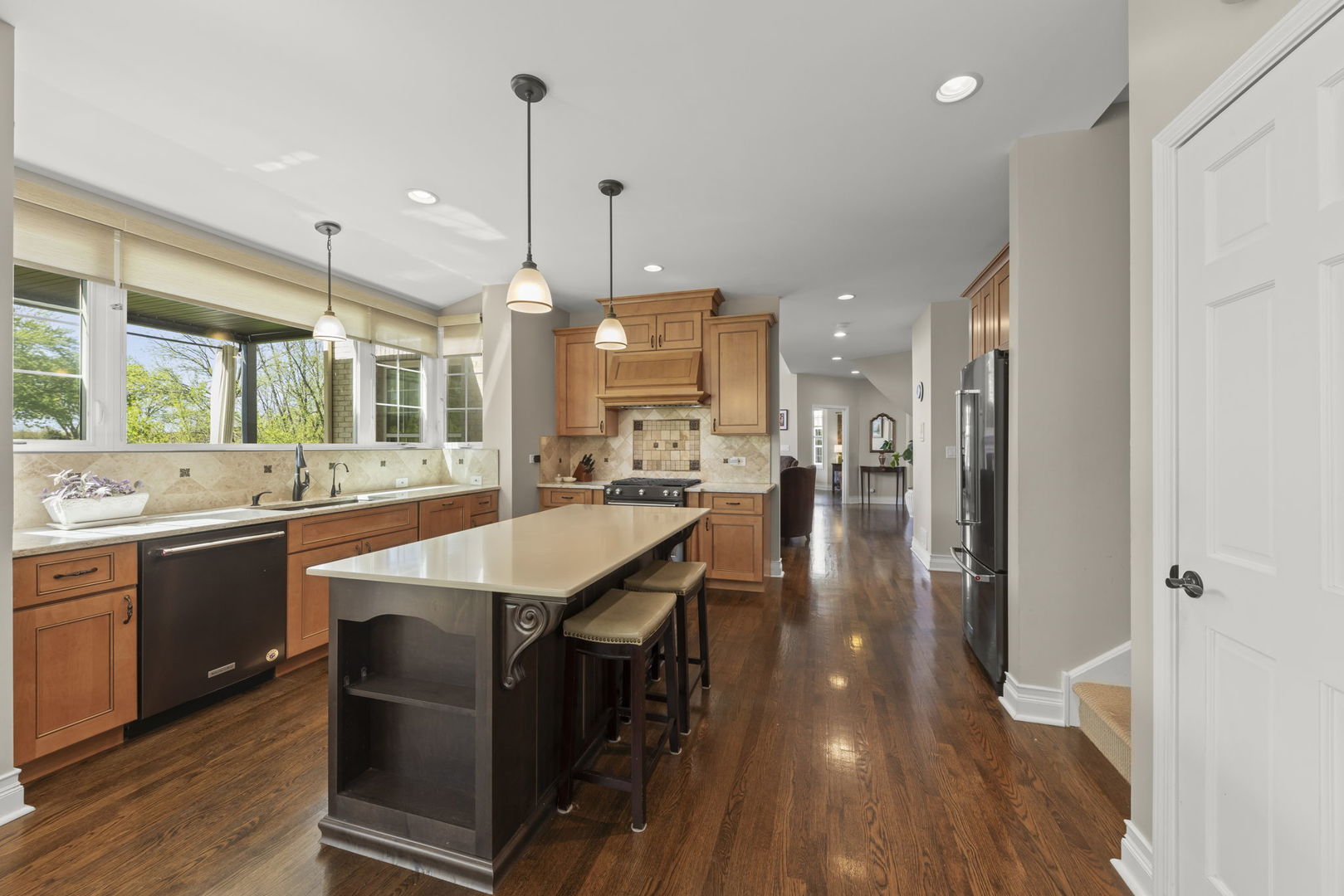 318 Erie Circle, Bloomingdale, IL 60108