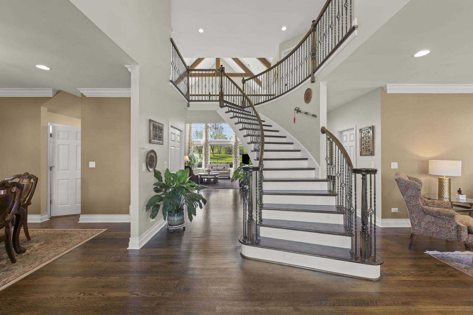 318 Erie Circle, Bloomingdale, IL 60108