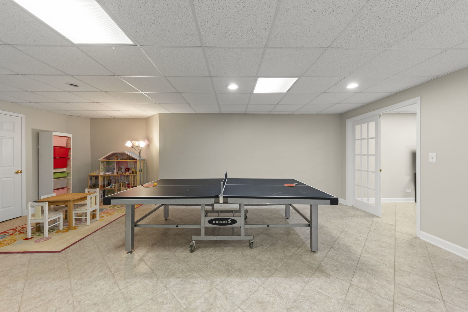 318 Erie Circle, Bloomingdale, IL 60108