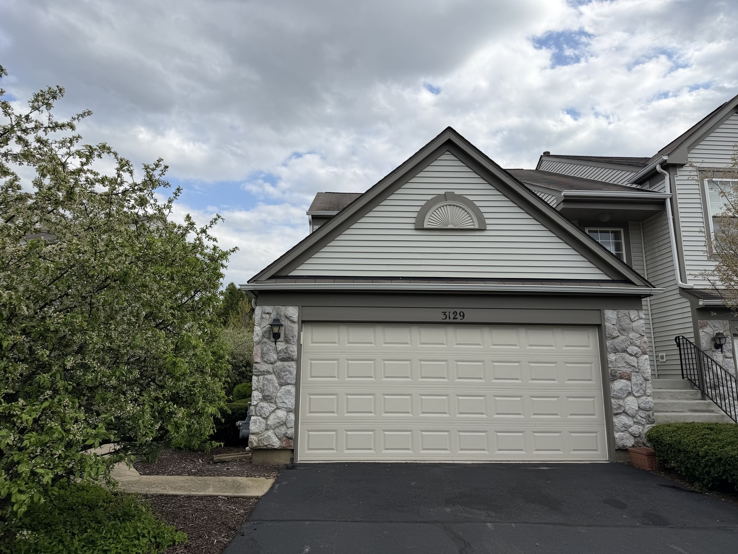 3129 Ollerton Avenue #3129, Aurora, IL 60502