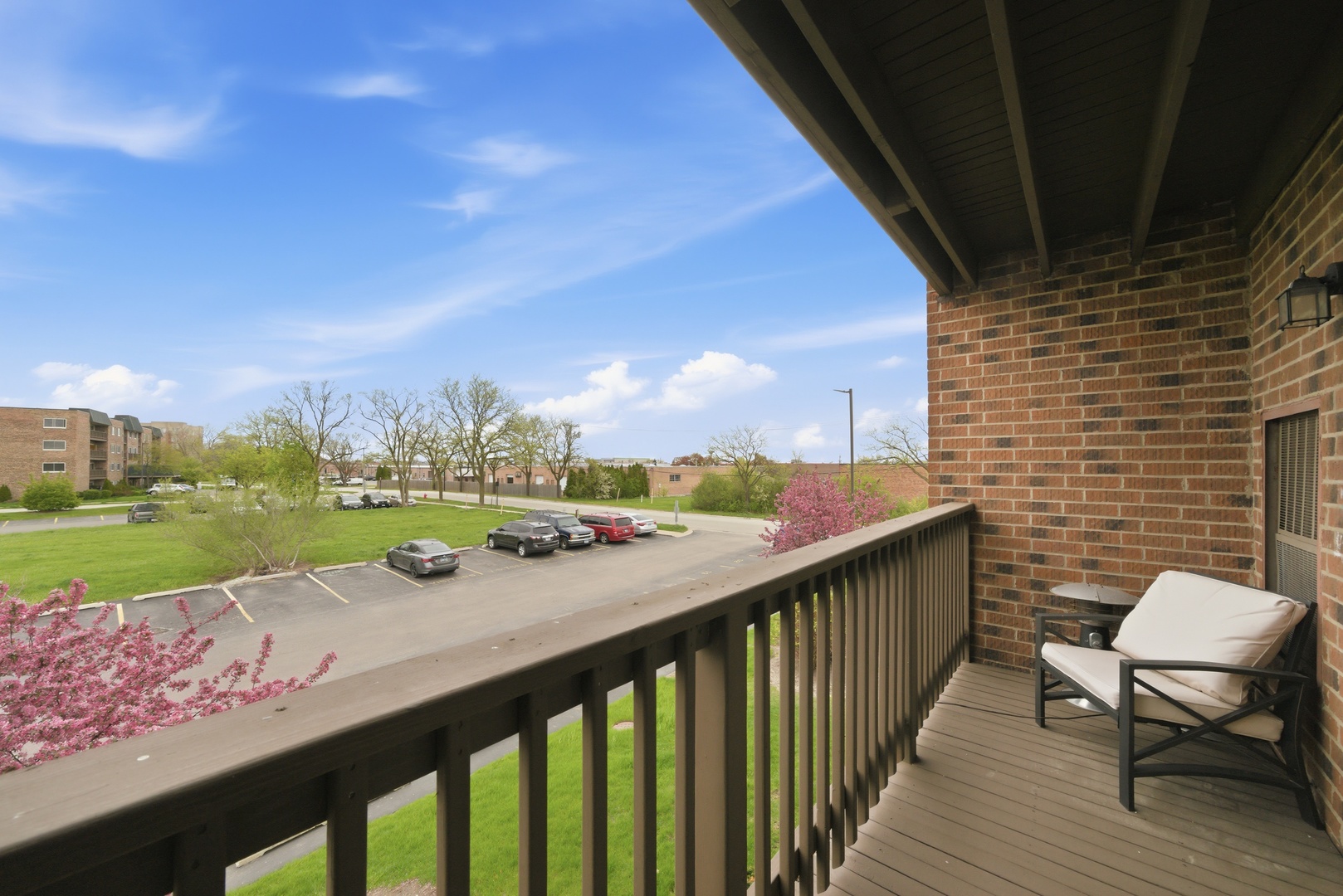 900 Perrie Drive #204, Elk Grove Village, IL 60007