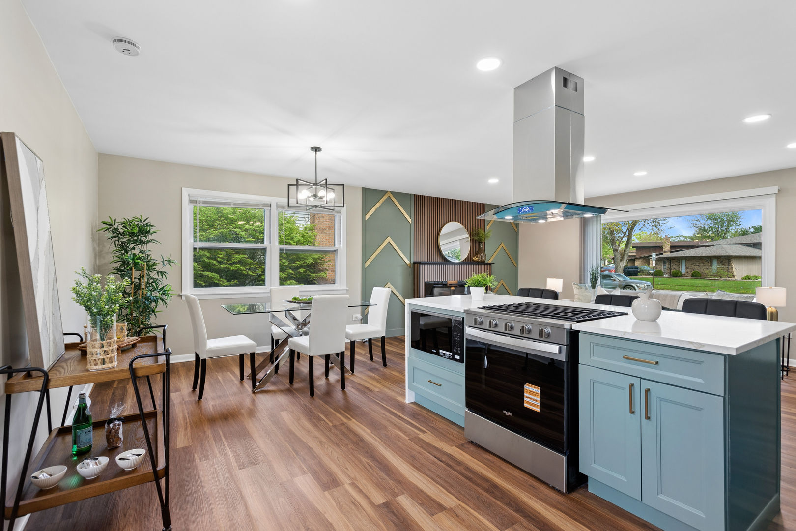 22644 Lakeshore Drive, Richton Park, IL 60471