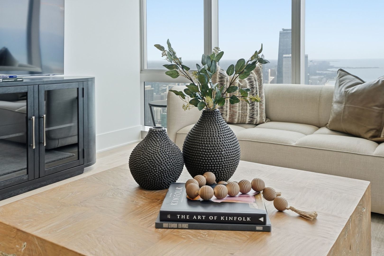 363 E Wacker Drive #6905, Chicago, IL 60601