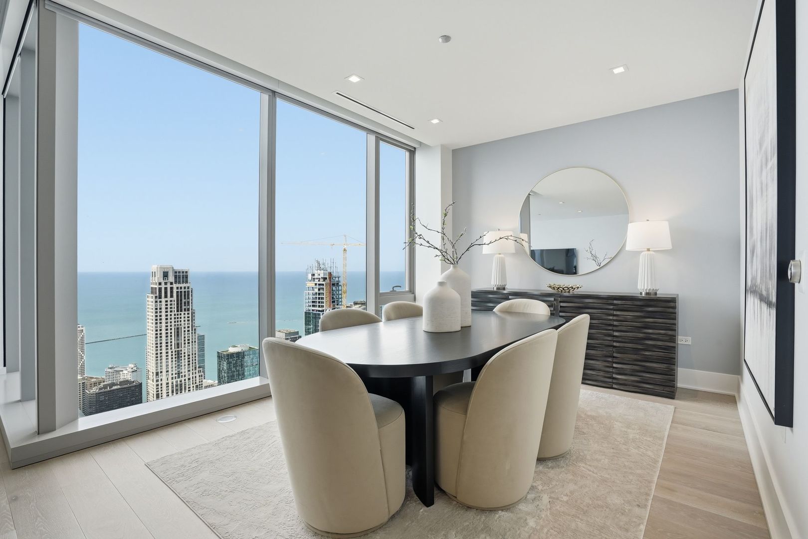 363 E Wacker Drive #6905, Chicago, IL 60601