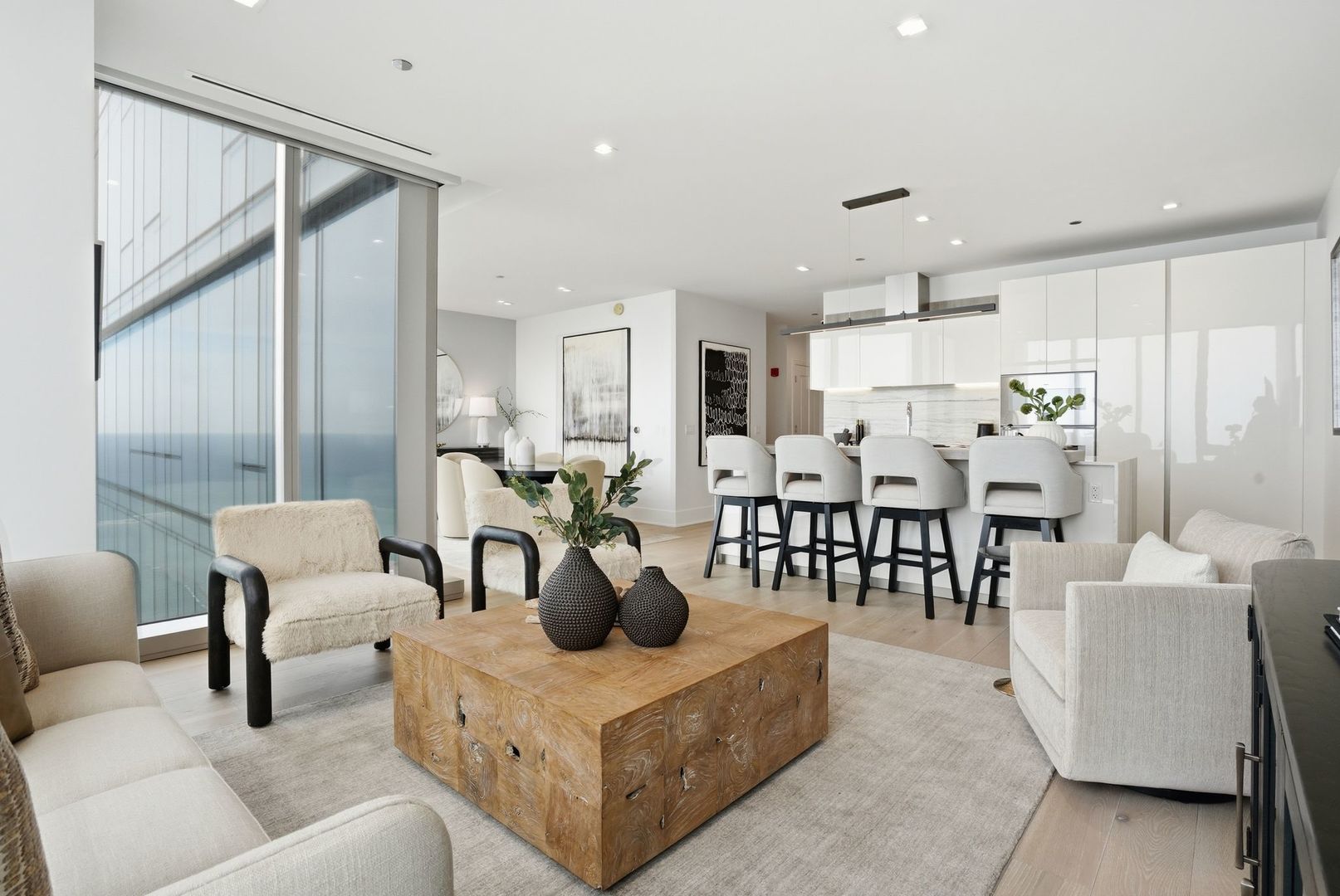 363 E Wacker Drive #6905, Chicago, IL 60601