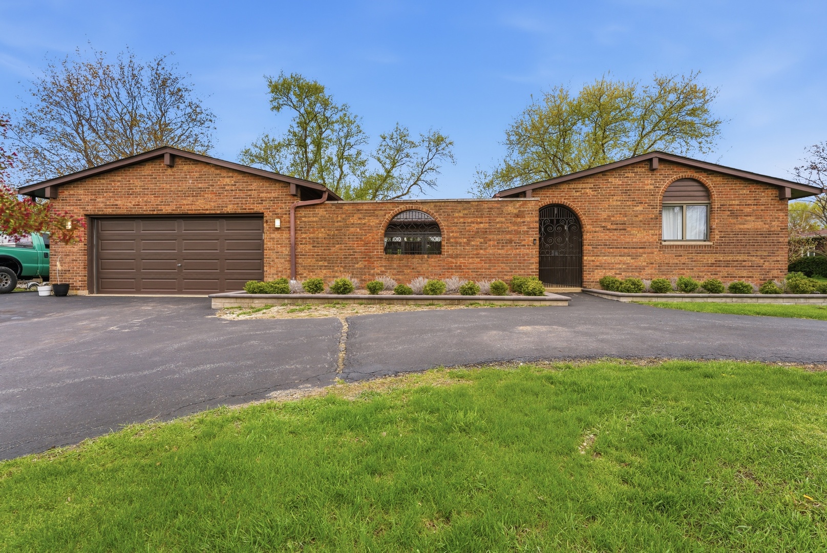 24262 W Rose Avenue, Lake Zurich, IL 60047