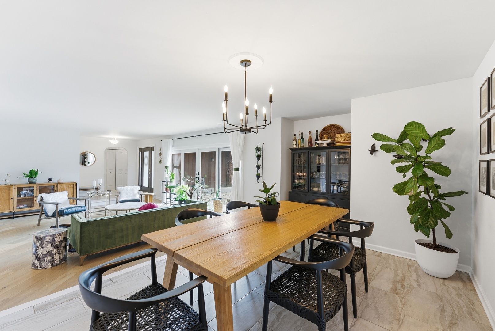 24262 W Rose Avenue, Lake Zurich, IL 60047