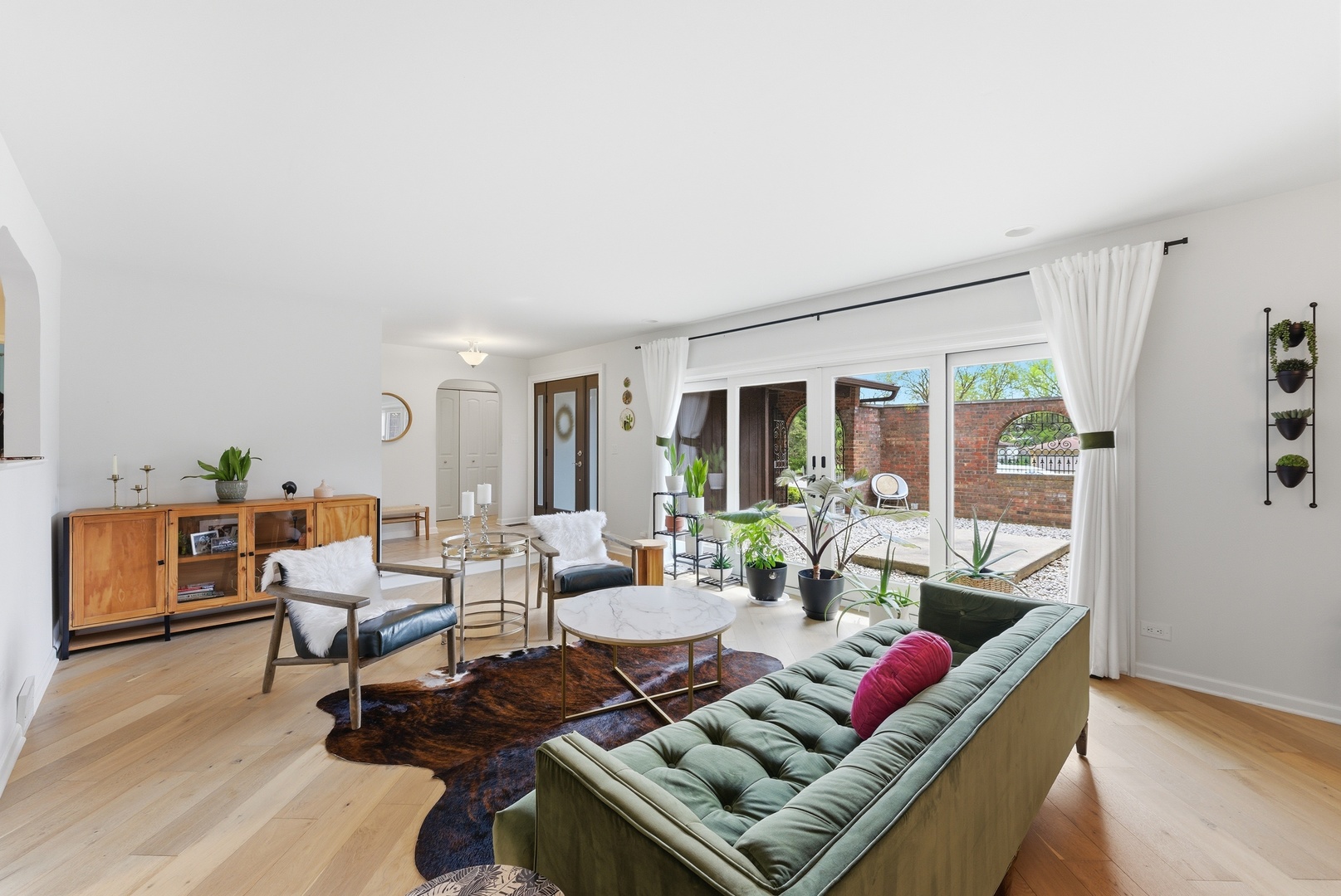 24262 W Rose Avenue, Lake Zurich, IL 60047