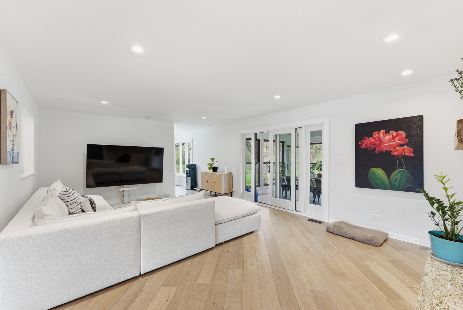 24262 W Rose Avenue, Lake Zurich, IL 60047