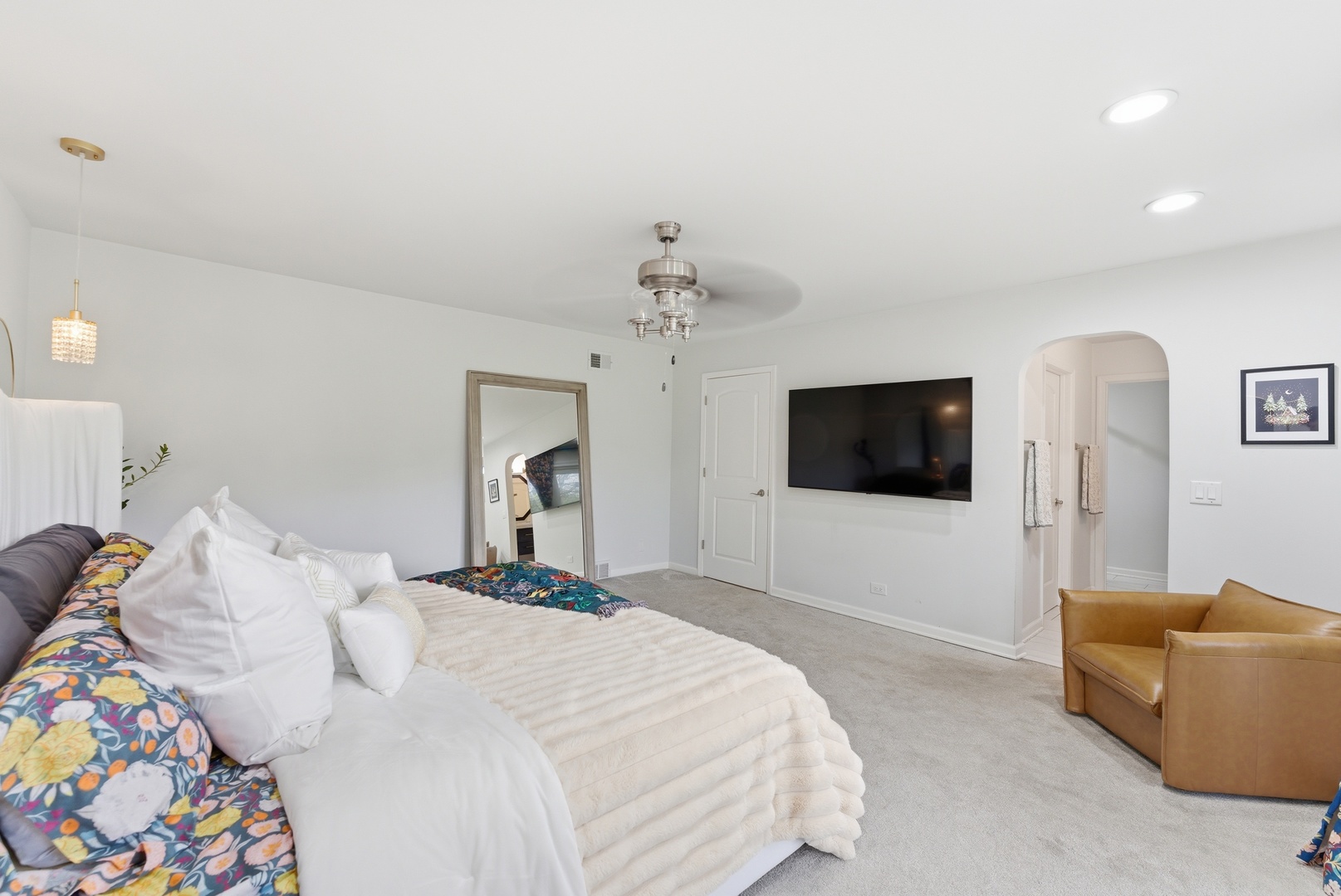 24262 W Rose Avenue, Lake Zurich, IL 60047