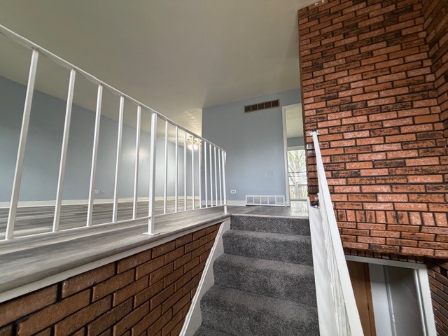 157 Plainview Drive, Bolingbrook, IL 60440