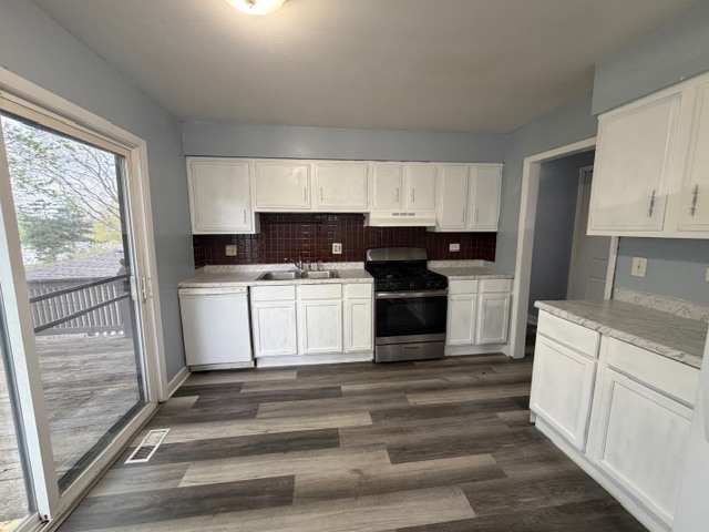 157 Plainview Drive, Bolingbrook, IL 60440